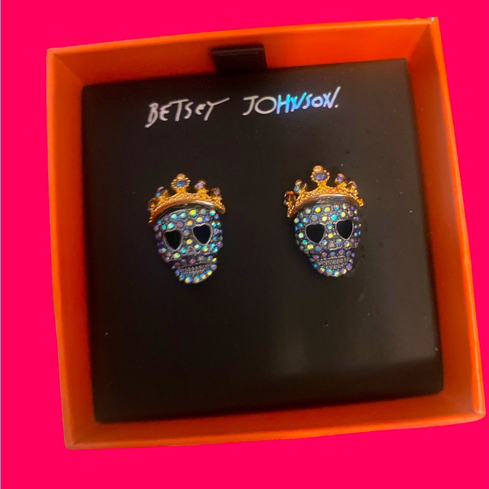 Betsy Johnson Skull Earings